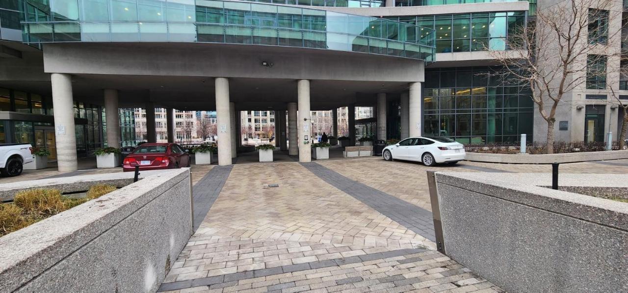 Lakefront Living Downtown Toronto - Free Parking, Gym, Indoor Pool Exteriör bild